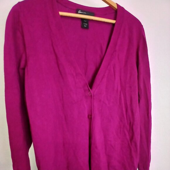 Lane Bryant Sweaters - UEC Lane Bryant Long sleeved cardigan Magenta size 22/24